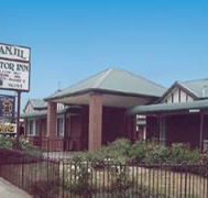 Tanjil Motor Inn - Schoolies Week Accommodation