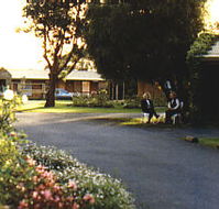 Colonial Village Motel - Schoolies Week Accommodation
