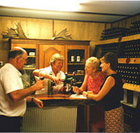 Amarillo Vines - Schoolies Week Accommodation