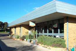 Grosvenor Motel - Schoolies Week Accommodation 0