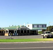 Schomberg Inn Hotel Motel - Schoolies Week Accommodation