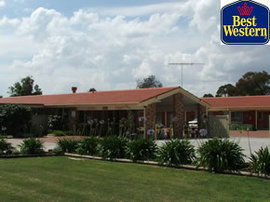  Werribee Park Motor Inn - Schoolies Week Accommodation 0