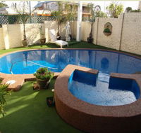 Comfort Inn Noahs In The Valley - Schoolies Week Accommodation