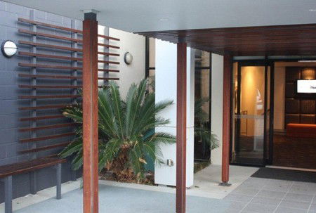 Quality Hotel Airport International - Schoolies Week Accommodation 0