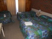 KY COUNTRY ROADS MOTOR INN - Schoolies Week Accommodation 2