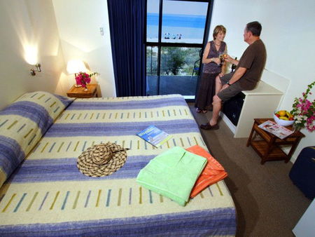 Monkey Mia Dolphin Resort - Schoolies Week Accommodation 3