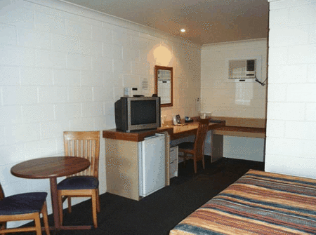 Country Ayr Motel - Schoolies Week Accommodation 3