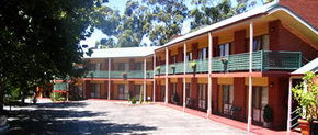 Polisbet VIC Schoolies Week Accommodation