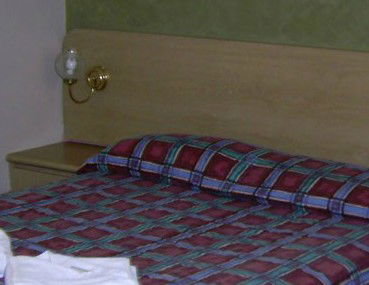 Parkway Motel - Schoolies Week Accommodation 3