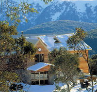 Summit Ridge Alpine Lodge - Schoolies Week Accommodation