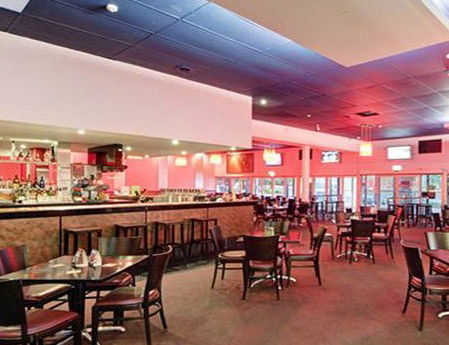 The Statesman Hotel - Schoolies Week Accommodation 2