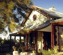Fremantle Colonial Accommodation - Schoolies Week Accommodation 1