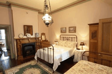 Fremantle Colonial Accommodation - Schoolies Week Accommodation 3