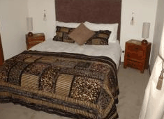 Tall Trees B And B - Schoolies Week Accommodation