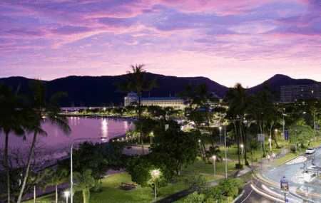 Mantra Esplanade - Schoolies Week Accommodation 0