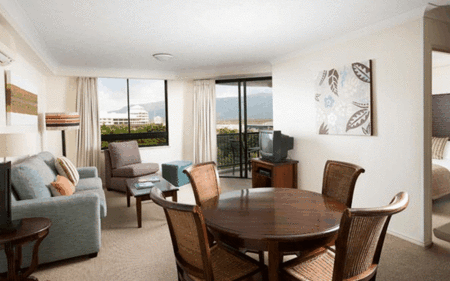 Mantra Esplanade - Schoolies Week Accommodation 3