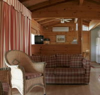 Glen Ayr Cottages - Schoolies Week Accommodation