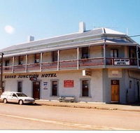 Grand Junction Hotel - Schoolies Week Accommodation