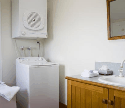  Schoolies Week Accommodation