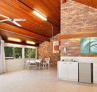 Glen Eden Beach Resort - Schoolies Week Accommodation