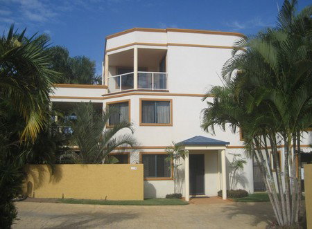 Urangan QLD Schoolies Week Accommodation