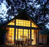 Bygone Beautys Cottages - Schoolies Week Accommodation