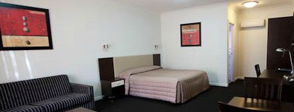  Schoolies Week Accommodation