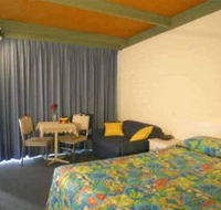 Kingfisher Motel - Schoolies Week Accommodation