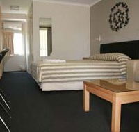 Queensgate Motel - Schoolies Week Accommodation