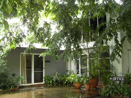 Rum Jungle Bungalows - Schoolies Week Accommodation 0