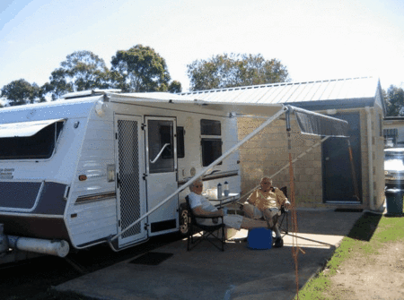 Glenlodge Caravan Village - Schoolies Week Accommodation