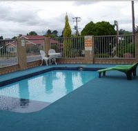 A Settlers Motor Inn - Schoolies Week Accommodation