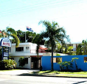 Caloundra Suncourt Motel - Schoolies Week Accommodation 4