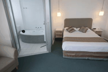 Atlantic Tower Motor Inn - Schoolies Week Accommodation 1