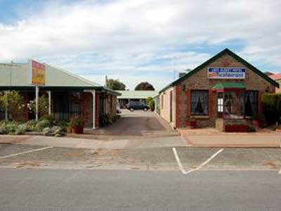  Schoolies Week Accommodation
