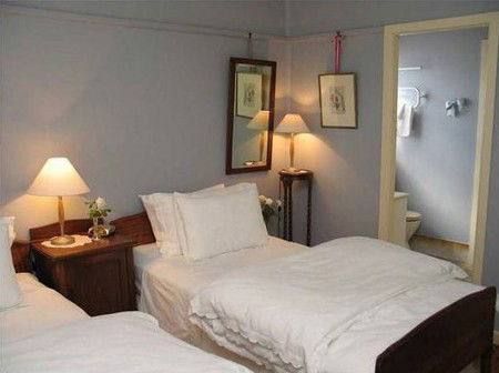 Dural House At Round - Schoolies Week Accommodation 1