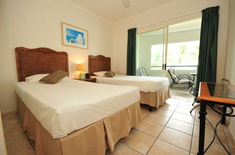 Trinity Waters Apartments - Schoolies Week Accommodation 1