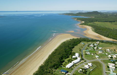 SeaEagles Beach Resort - Schoolies Week Accommodation 0
