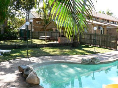 Comfort Inn & Suites Robertson Gardens - Schoolies Week Accommodation 2