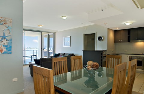 Pumicestone Blue Resort - Schoolies Week Accommodation 4