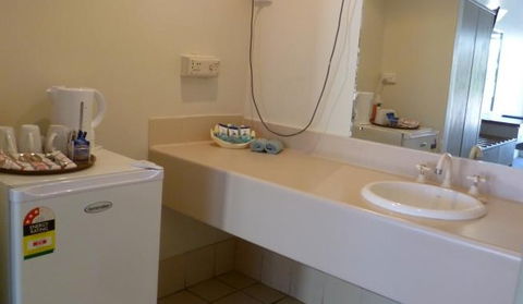 Alice Motor Inn - Schoolies Week Accommodation 3