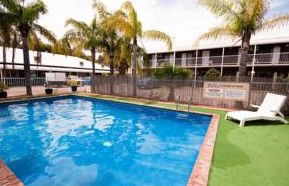 The Swagmans Rest Motel - Schoolies Week Accommodation 3