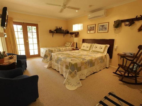 Armadale Cottage B And B - Schoolies Week Accommodation 4
