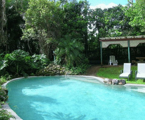 Lillypillys Cottages & Day Spa - Schoolies Week Accommodation 2
