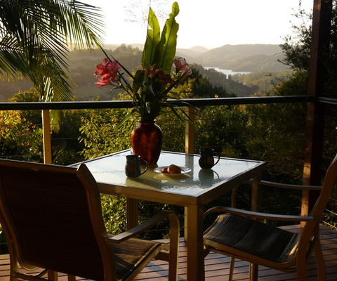 Lillypillys Cottages & Day Spa - Schoolies Week Accommodation 4
