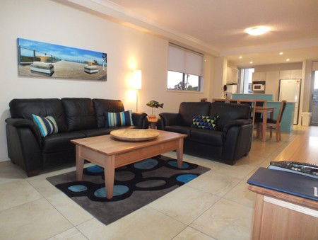 Pacific Marina Apartments - Schoolies Week Accommodation 0