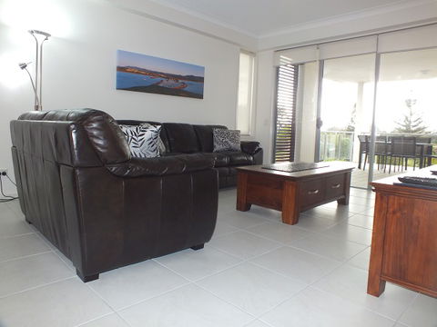 Pacific Marina Apartments - Schoolies Week Accommodation 5