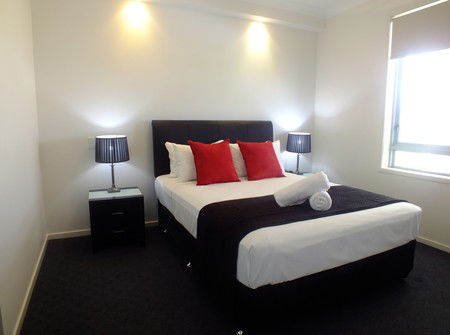 Pacific Marina Apartments - Schoolies Week Accommodation 7