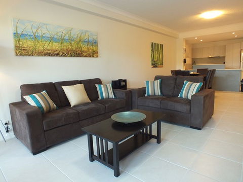 Pacific Marina Apartments - Schoolies Week Accommodation 9