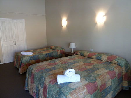 George On The Terrace - Schoolies Week Accommodation 4